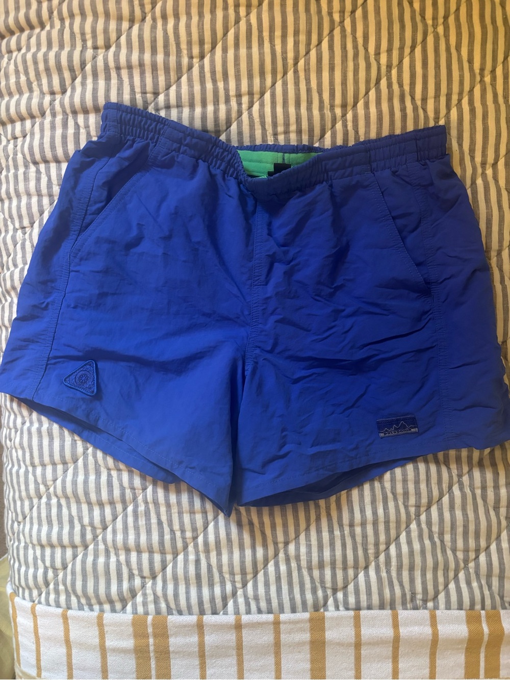 Patagonia women’s baggies, 5” inseam
